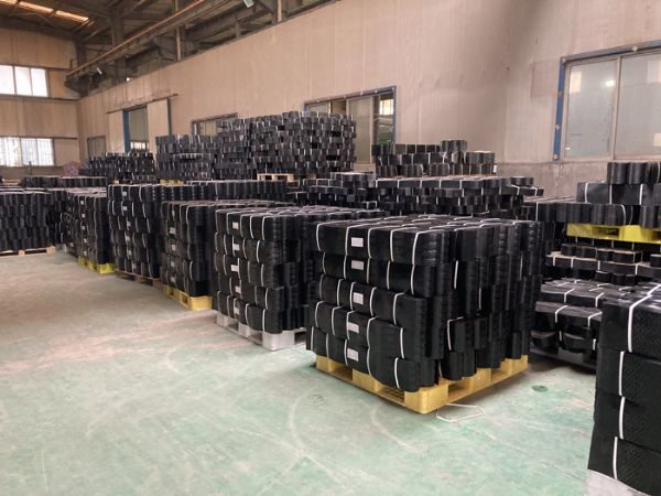 2026年边坡绿化用土工格室怎么选规格?高度、片材